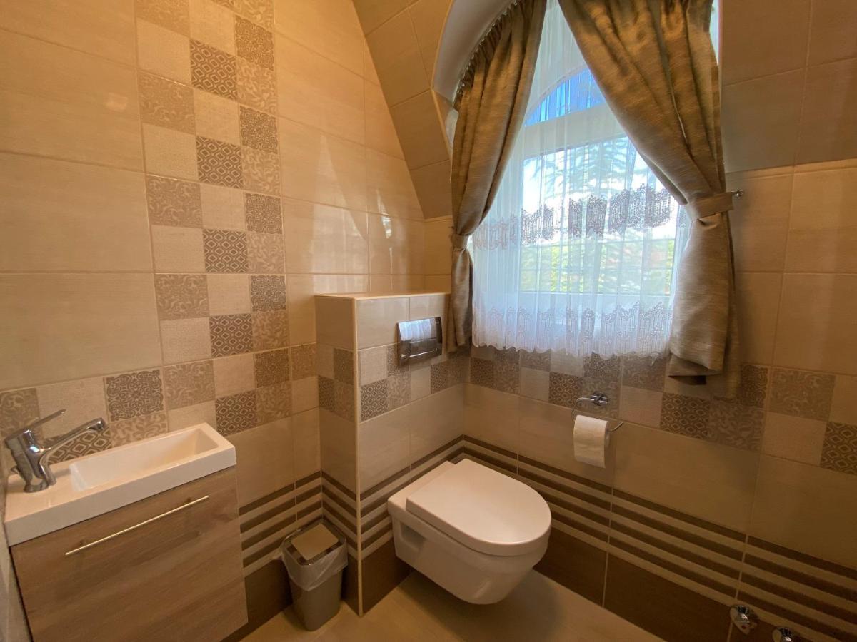 Sarga-Kek Haz Apartment วอนยาร์ควาเชกี ภายนอก รูปภาพ
